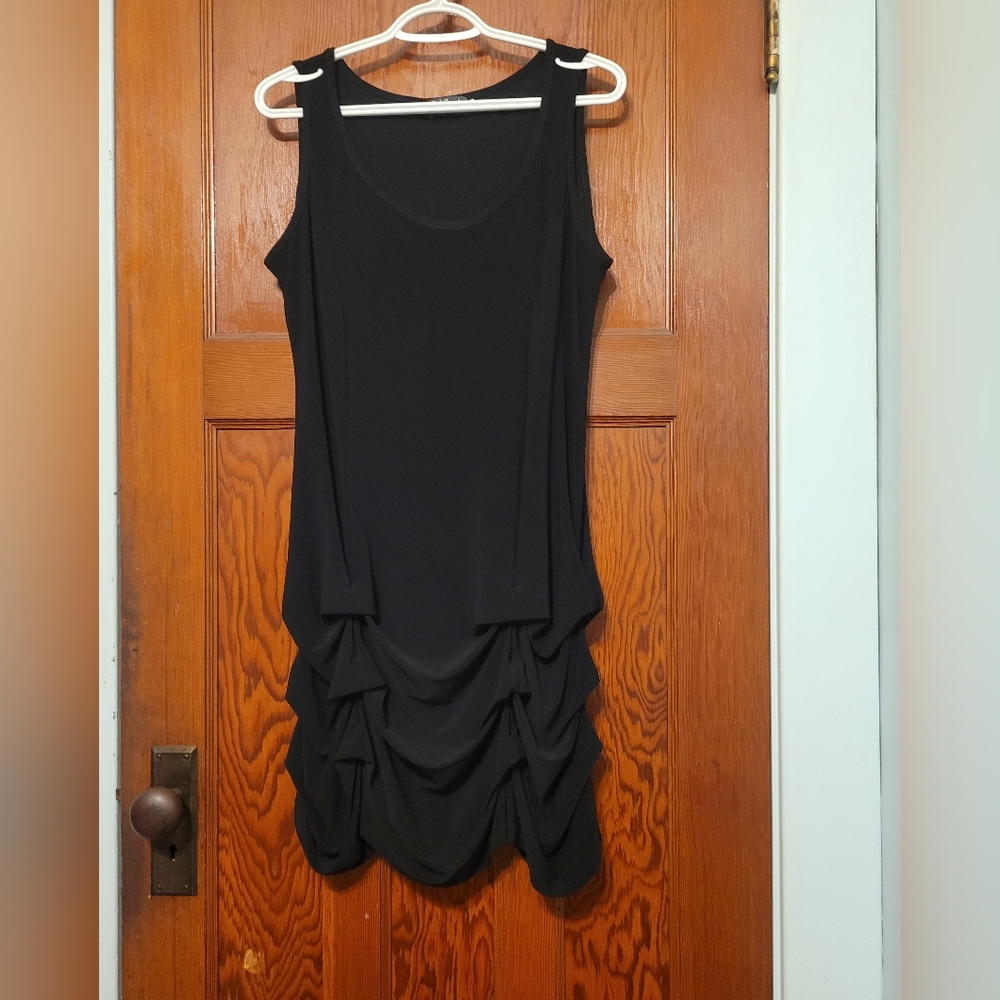 Elegant Black Sleeveless Dress